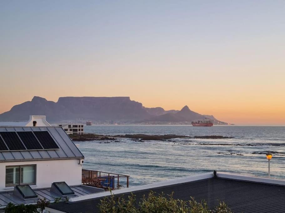Cape Town, Sea Point, Beautiful 2 Bedroom Apartment @Tucked Away エクステリア 写真